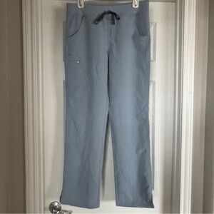 Women’s Figs Kade Cargo Scrub Pants